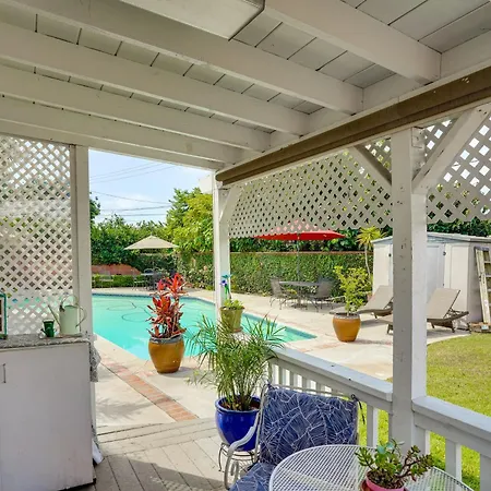 Apartment Cozy Couple's Oasis W/ Pool: 3 Mi To Disneyland! *