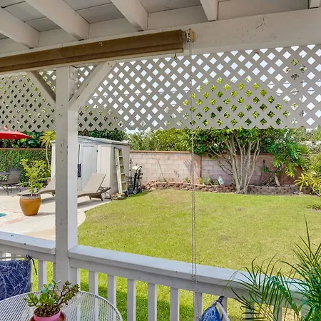 Cozy Couple's Oasis W/ Pool: 3 Mi To Disneyland! Apartment *